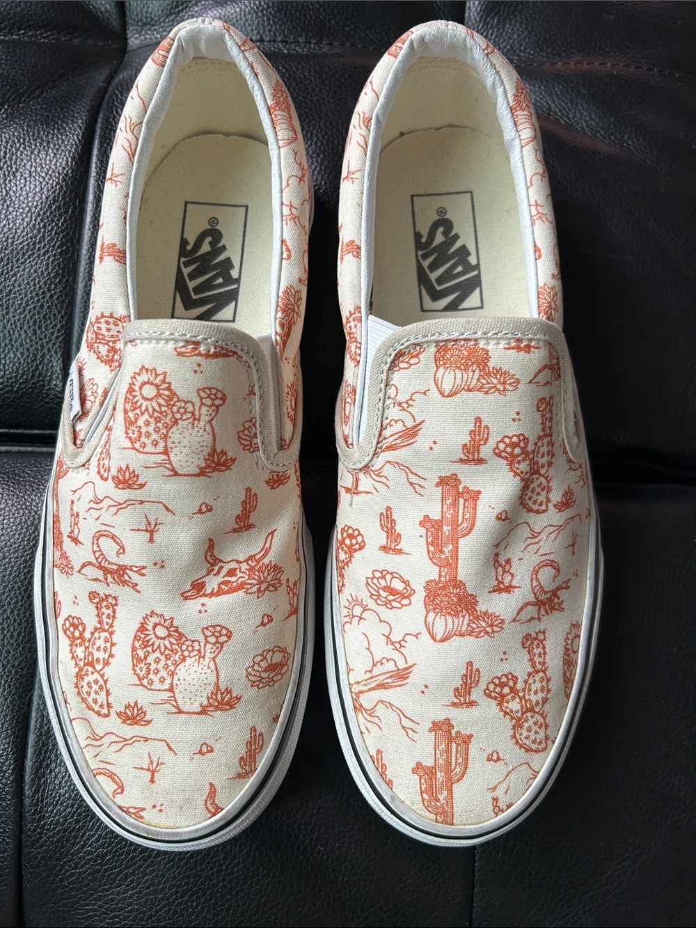Vans Kids Slip-On Sneakers in Cream with Orange Desert Print